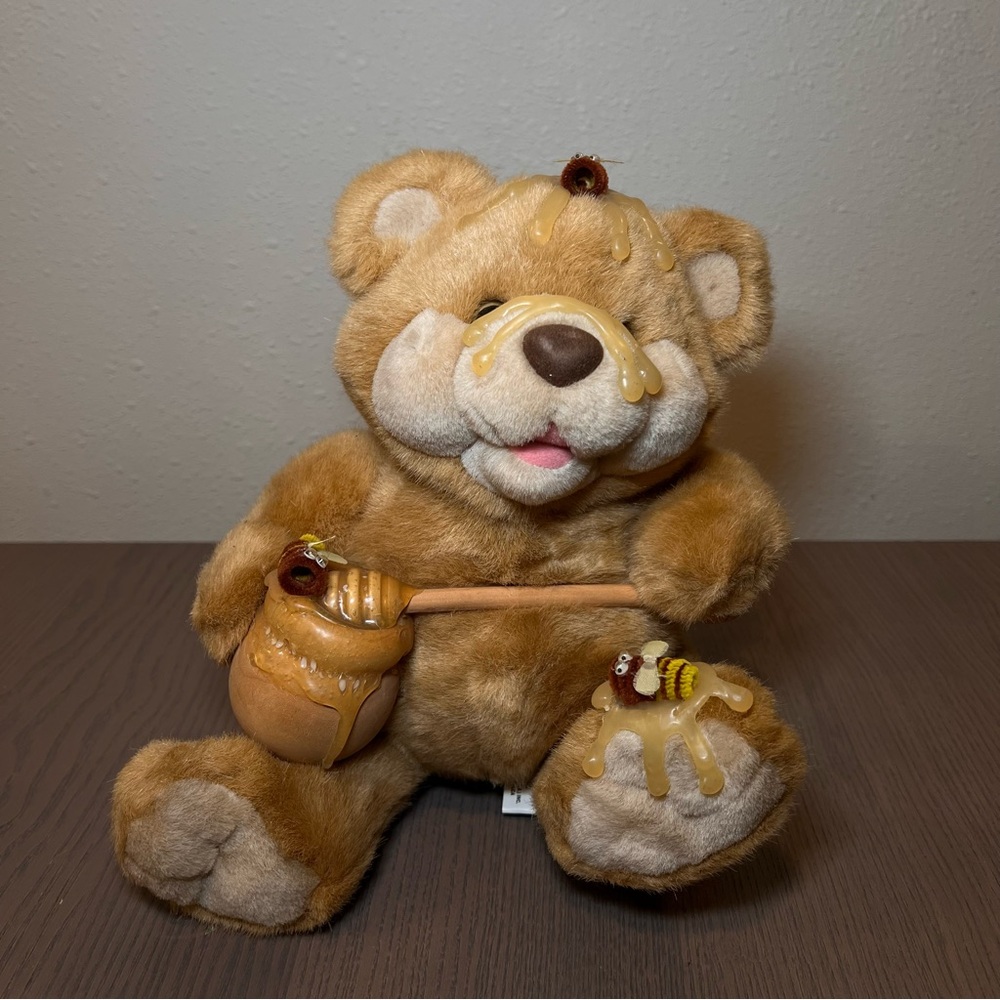 VINTAGE KELLYTOY HONEYBEE TEDDY BEAR MEL PLUSH DRIPPING HONEY POT STUFFED ANIMAL